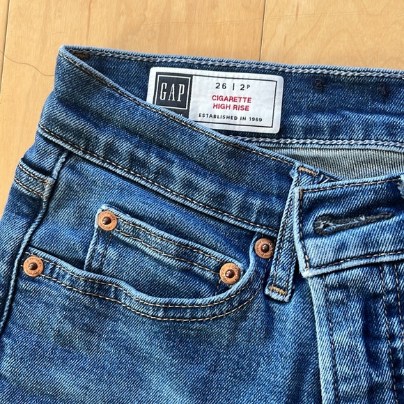 Gap jeans - Picture 2 of 2